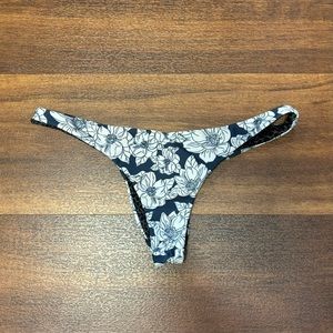 ⚡️SOLD ON INSTA⚡️acacia axel bottoms in blue magnolia